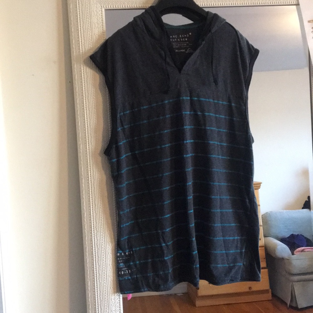 Men’s Marc Ecko hoodie tank top